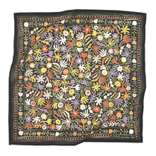 Load image into Gallery viewer, Henri Bandana No. 131
