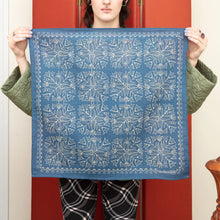 Load image into Gallery viewer, Jenny Bandana No. 095
