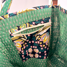 Load image into Gallery viewer, Betty Quilted Tote
