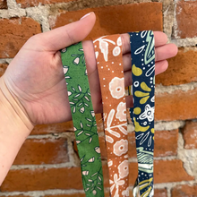 Load image into Gallery viewer, Amelia Bowie Tie No. 017