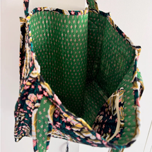 Load image into Gallery viewer, Betty Quilted Tote