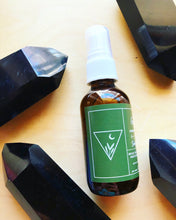 Load image into Gallery viewer, Earth Magic Aromatherapy Crystal Mist