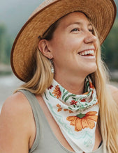 Load image into Gallery viewer, Flora Bandana No. 031