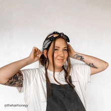 Load image into Gallery viewer, Amy Bandana No. 046