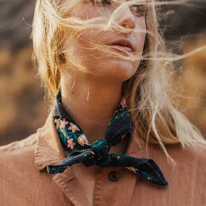 Betty Bandana No. 056