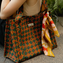 Load image into Gallery viewer, Royce Quilted Tote
